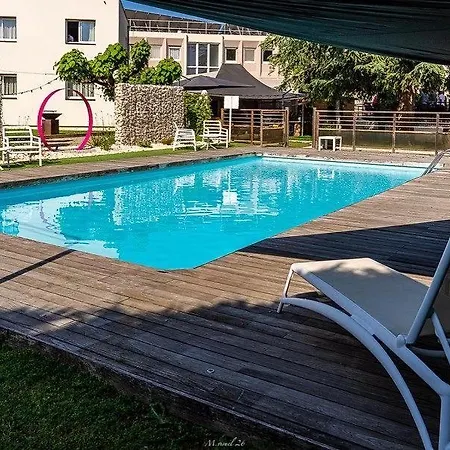 Karène 3*